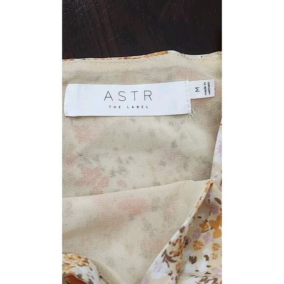 ASTR The Label Puff Sleeve Ditsy Peach Floral A Line Midi Dress Lined‎ Women M - Picture 4 of 10